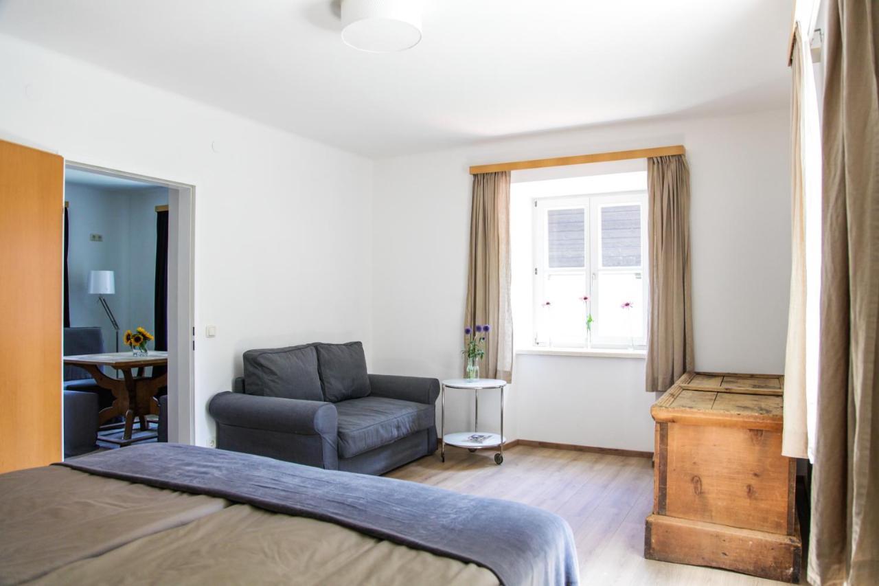 הלשטאדט Glueck Am See - Apartment Mit Seezugang מראה חיצוני תמונה